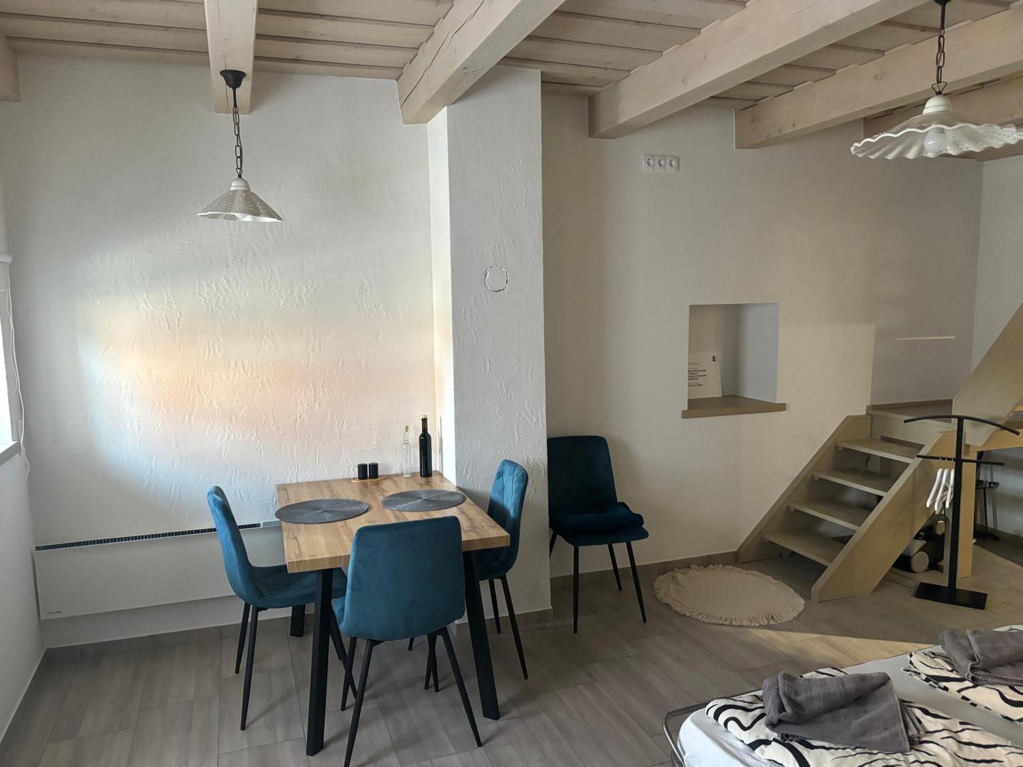 Appartamento Prés-Lak Tarján Esterno foto